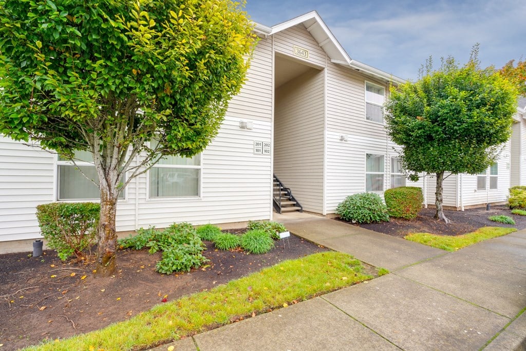 Building entrance at THE VILLAGE Apartments, KEIZER,  97303