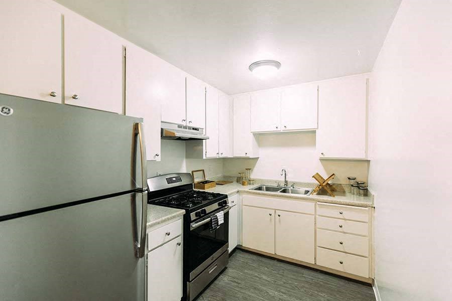 Kitchen with Appliances