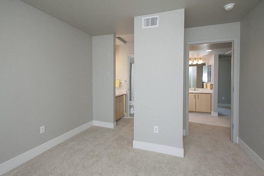 4x2 Townhouse Master Bedroom