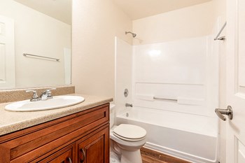 Bath sink vanity and shower - Photo Gallery 8