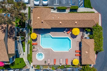 Ariel view of pool area - Photo Gallery 4