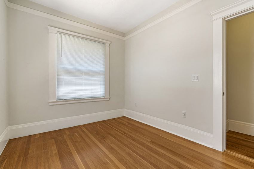 1425 HARRISON STREET APARTMENTS