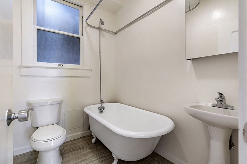 1425 HARRISON STREET APARTMENTS