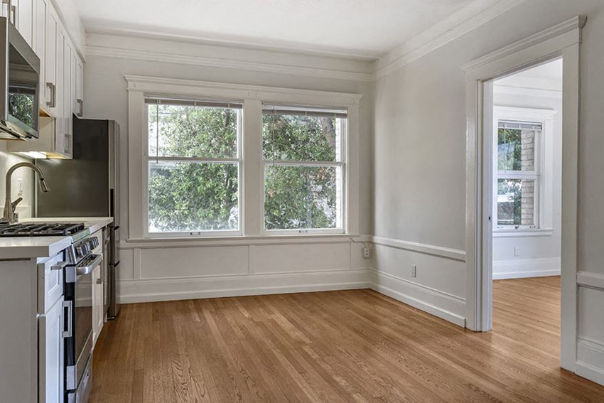 1425 HARRISON STREET APARTMENTS