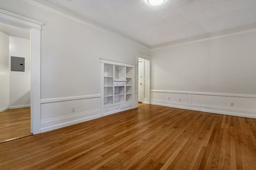 1425 HARRISON STREET APARTMENTS