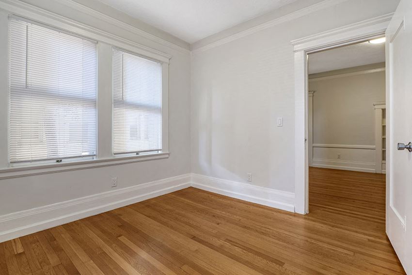 1425 HARRISON STREET APARTMENTS