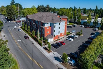 Exterior of building with city view - Photo Gallery 2
