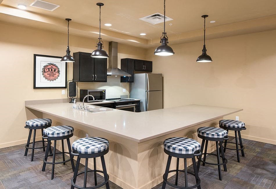 Kitchen l Traditions at Federal Way in Washington 
