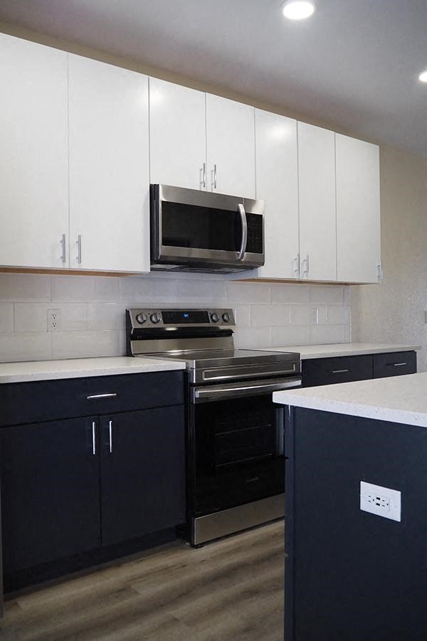 THE ATRIUM AT VICTORIAN SQUARE