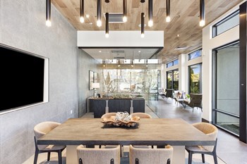 Large seating area looking at kitchen - Photo Gallery 3