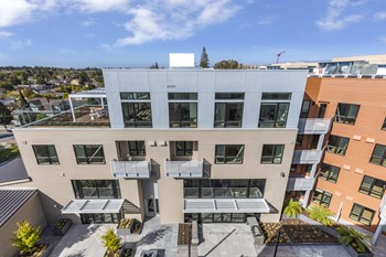 Exterior view of the community building - Photo Gallery 22