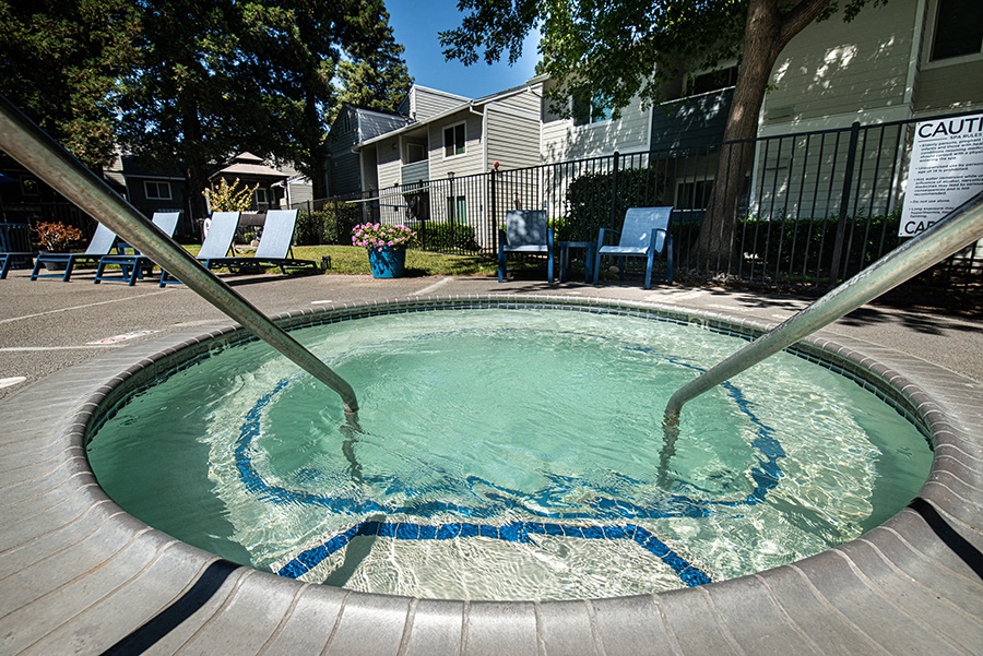 Oak Ridge Apartments