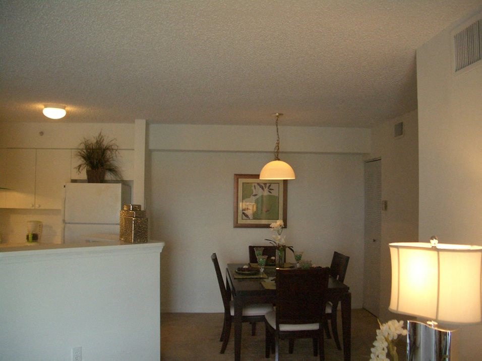 Dining and kitchen area Bernwood Trace fort Meyers Florida