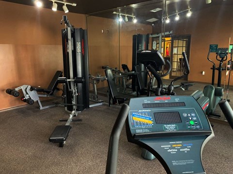 fitness center at Laguna Pointe, Florida , 33060