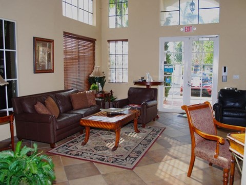 lobby and lounge area for residents at Laguna Pointe, Pompano Beach Florida