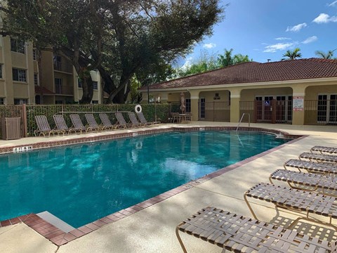 resort style swimming pool at Laguna Pointe, Florida 