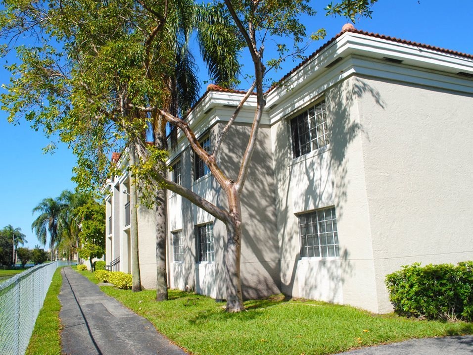 Property Exterior at Heron Pointe, Miramar, FL