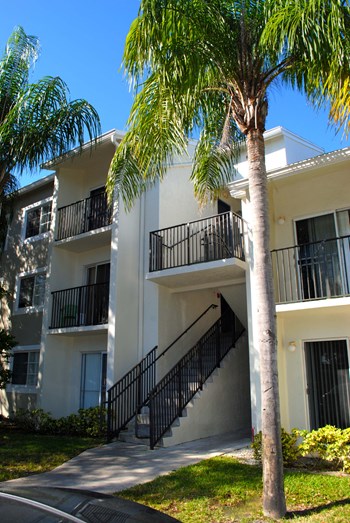 Oaks at Pompano community exterior and stairs - Photo Gallery 25