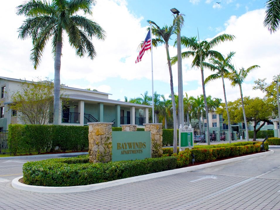 Monument sign  at Bay Winds, Miami, FL