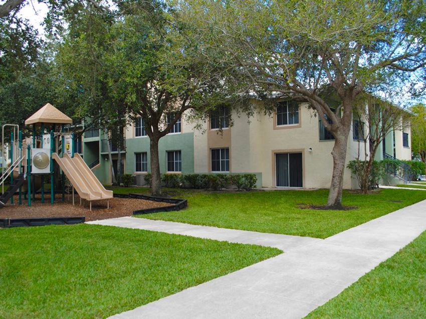 Bay Winds Apartments, 11900 NE 16th Ave, Miami, FL RentCafe