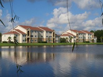 Mission Pointe apartments lake views and community exterior