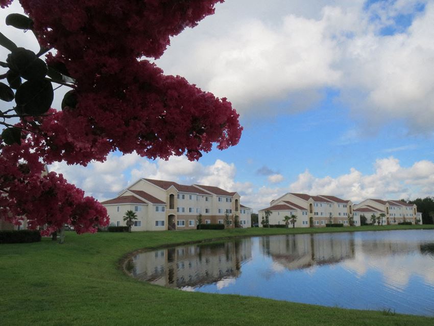 Mission Pointe Apartments, 12450 Biscayne Blvd., Jacksonville, FL