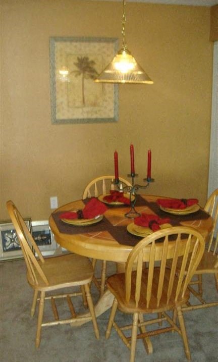 Dining Area at Clipper Bay, Tampa