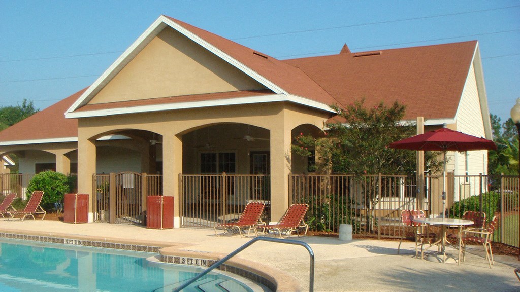 Pool with lounge chairs Hunters Run Middleburg Florida