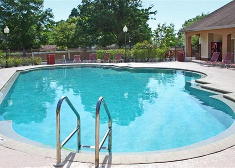 Mariner's Cove resort style swimming pool at Mariners Cove, Tampa, Florida