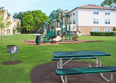 Mariner's Cove outdoor picnic area at Mariners Cove, Tampa, FL