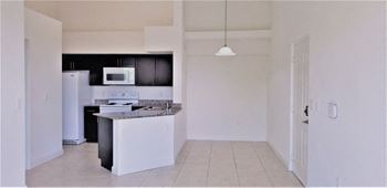 Kitchen at Mirabella Apartments, Princeton, FL