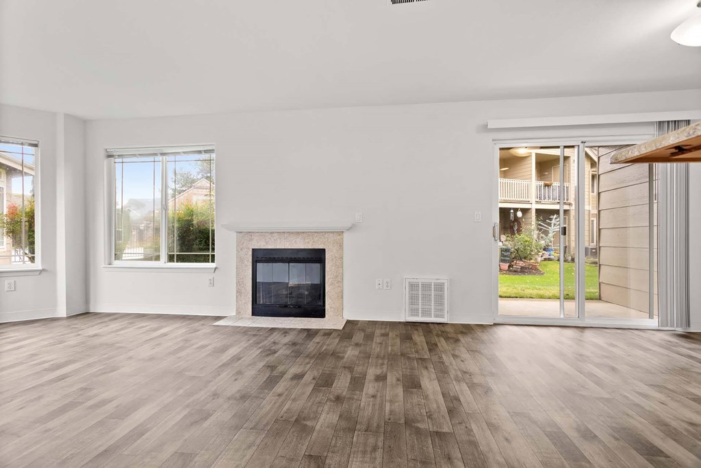 Vacant Living Area With Fireplace at Maple Ridge, Vancouver, 98664