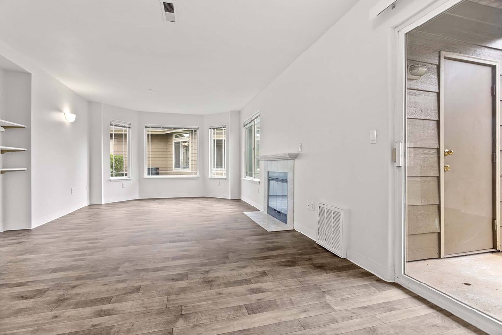 Unfurnished Living Area at Maple Ridge, Washington, 98664