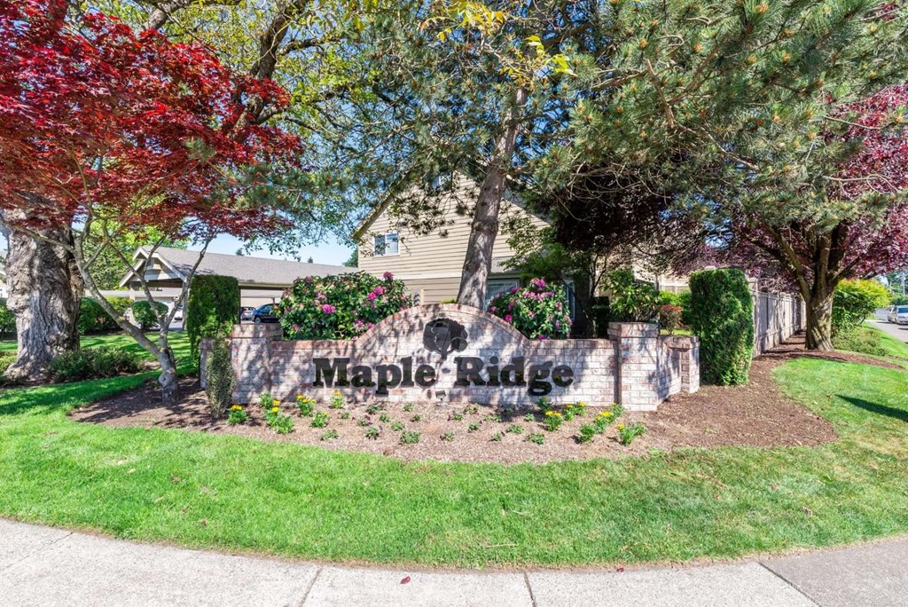Property Signage at Maple Ridge, Vancouver, WA 98664 ? 