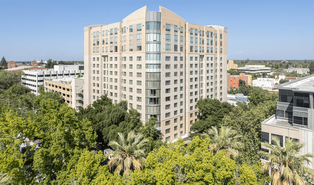 PENTHOUSES AT CAPITOL PARK