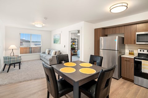 Dining And Kitchen at Traditions at Hazelwood, Oregon, 97216