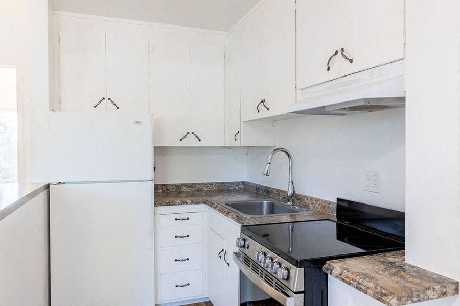 Kitchen with appliances