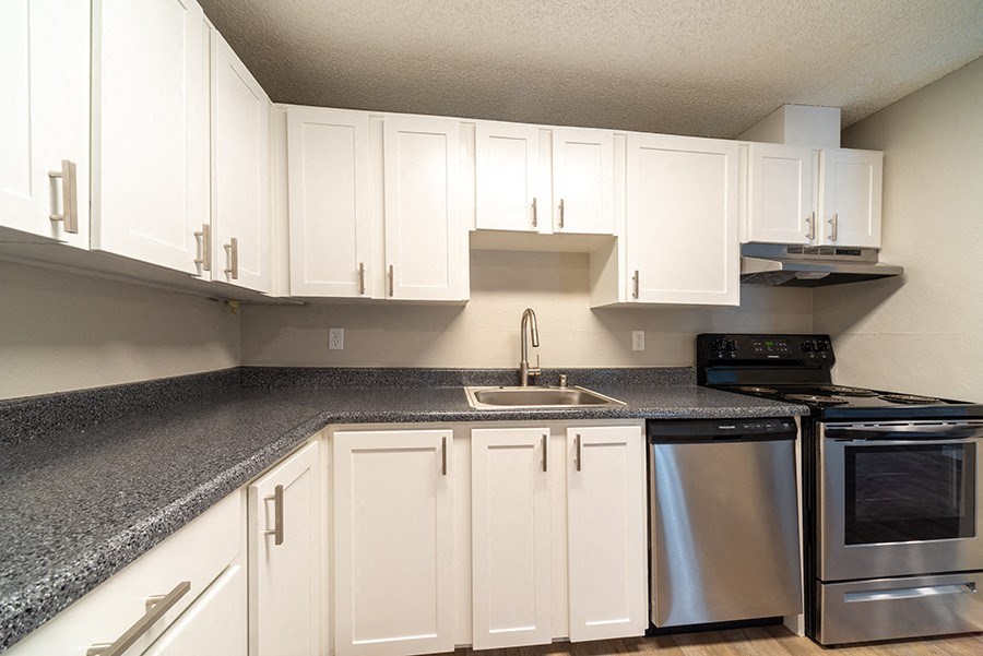 Kitchen with stainless steel appliances 