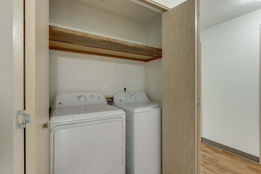 washer dryer closet