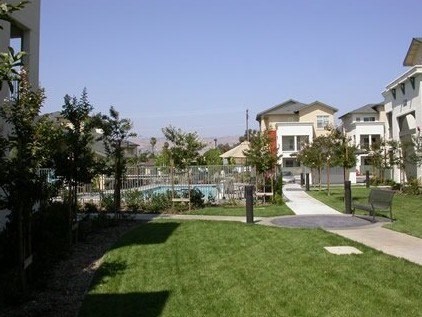 Green Space Walking Path at Villa Solera, San Jose, CA 95122