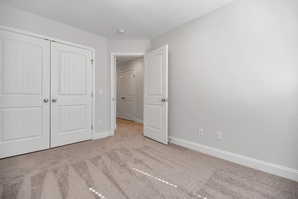 Cottonvale Towns in Savannah, GA photo of bedroom