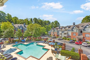our apartments offer a swimming pool - Photo Gallery 2