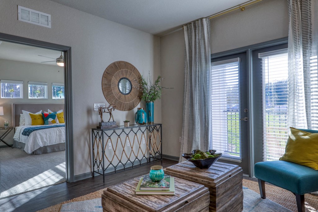 The Ridley apartments in Jacksonville, FL photo of living room