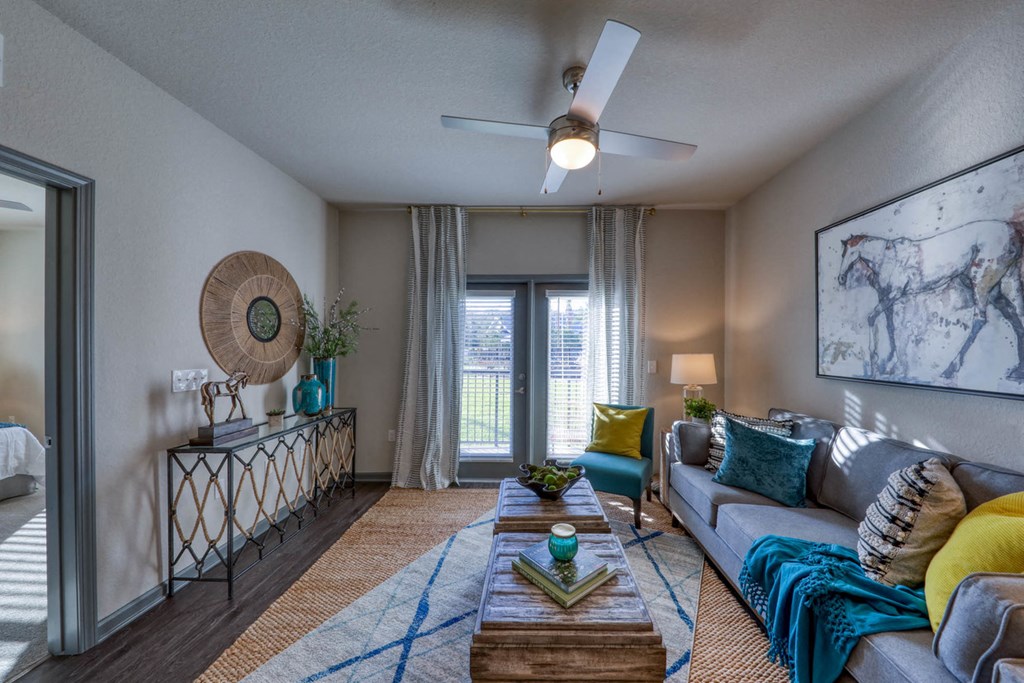 The Ridley apartments in Jacksonville, FL photo of living room
