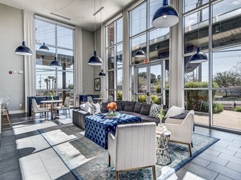 1111 Austin Highway Studio-3 Beds Apartment for Rent - Photo Gallery 2