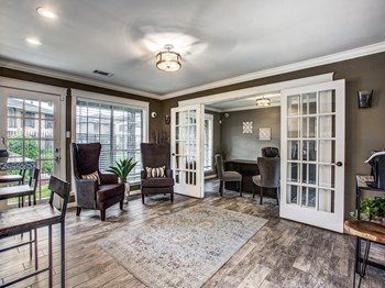 11717 Beamer Rd 1-3 Beds Apartment for Rent - Photo Gallery 2
