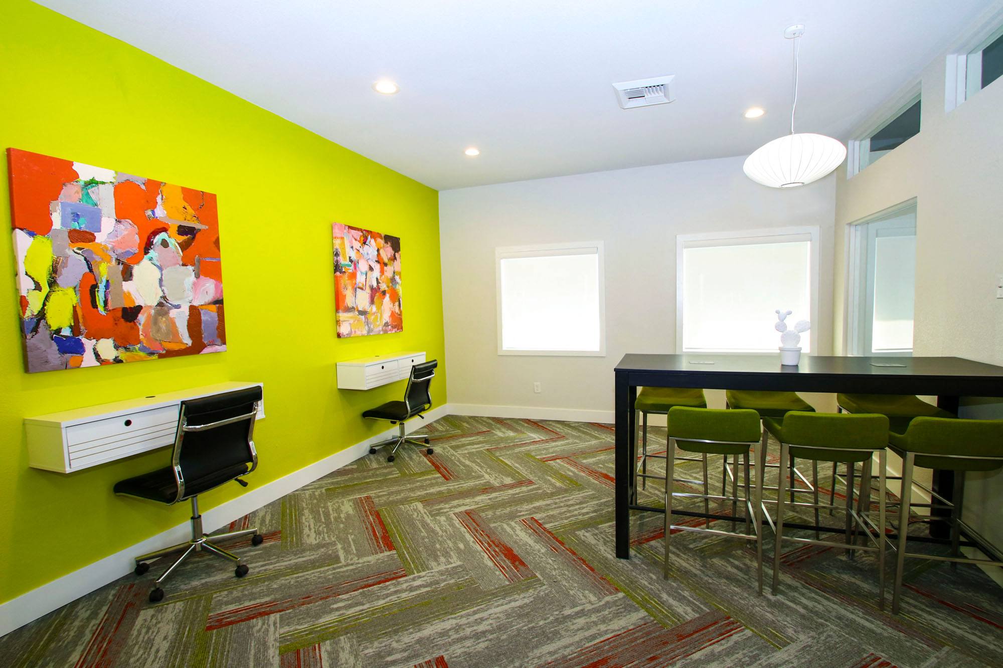 AYA Apartments, 3600 University Center Dr, Las Vegas, NV