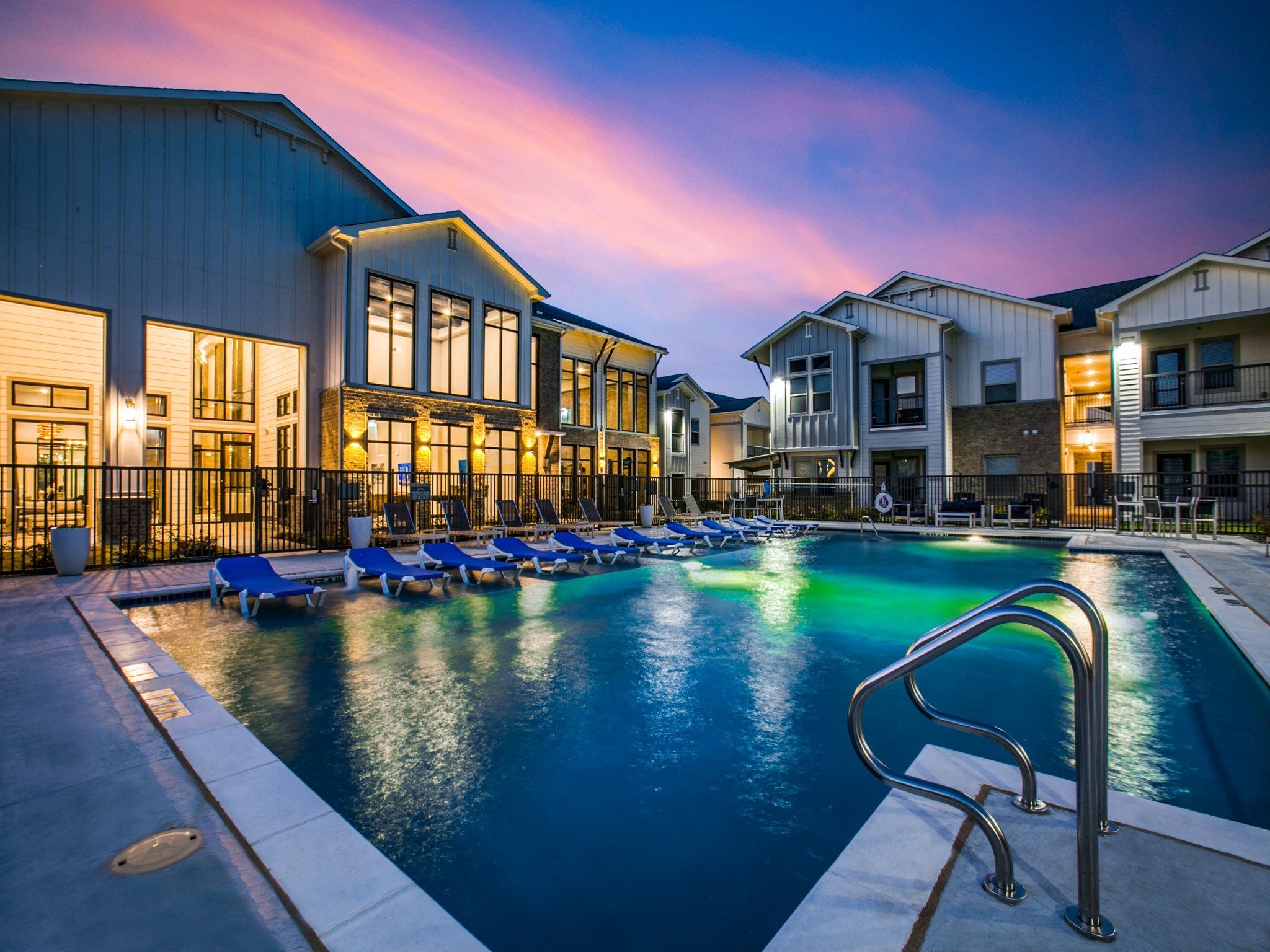 Photos and Video of Gray Branch in McKinney, TX