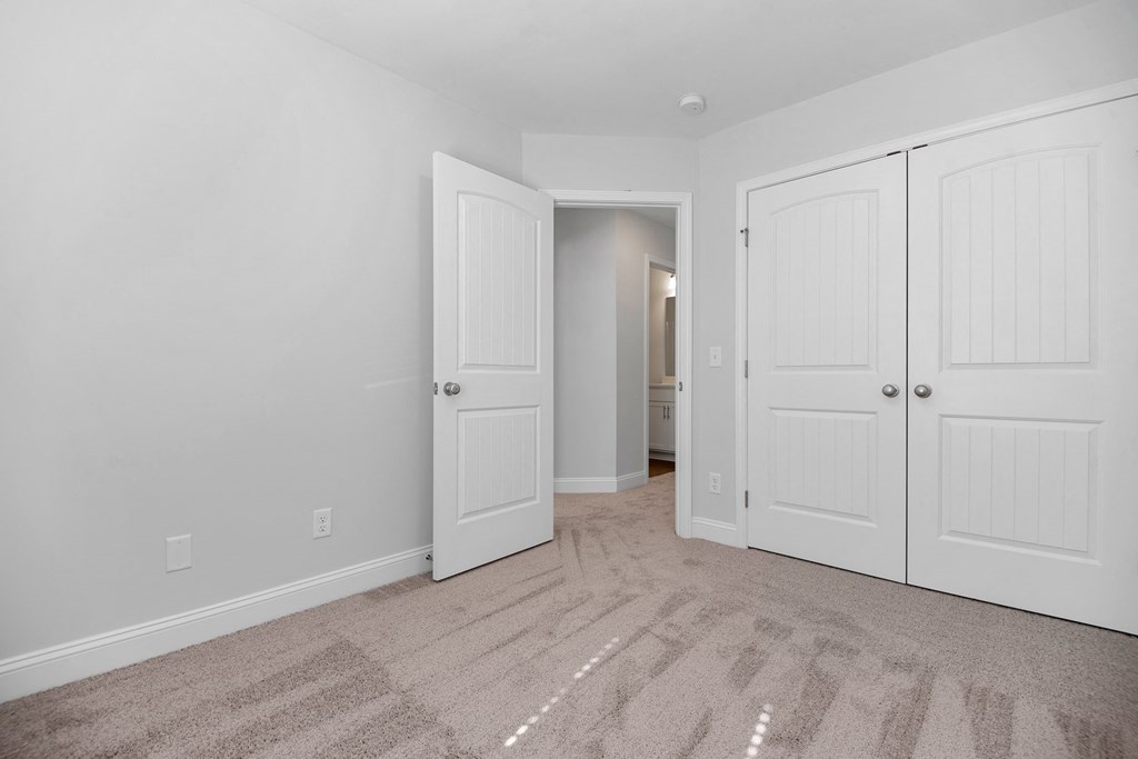 Cottonvale Towns in Savannah, GA photo of bedroom