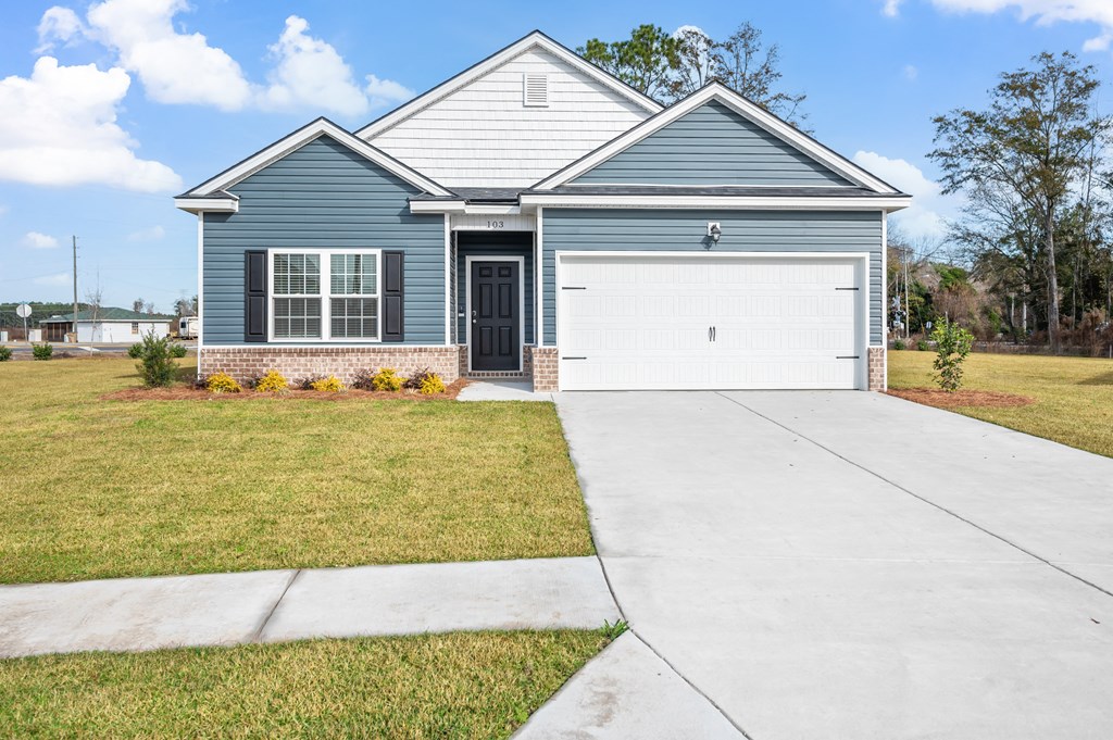Blue Jay Commons Homes in Rincon, GA photo of home with attached garage